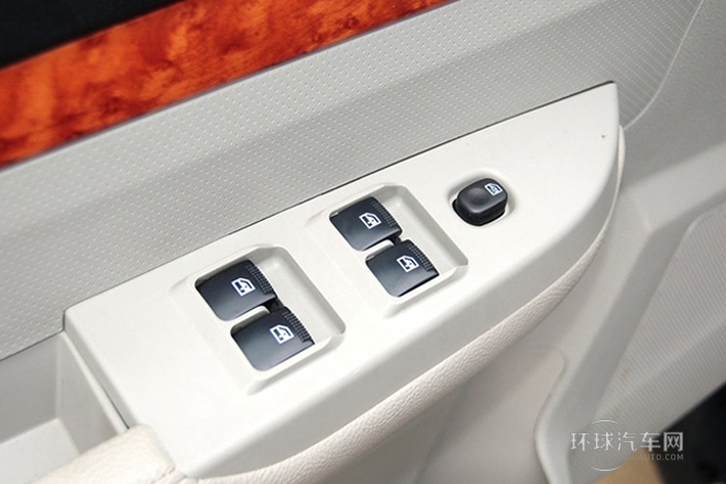 2013款 2.2L兩驅(qū)汽油精英版中軸