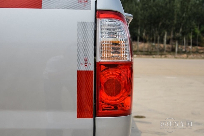 2013款 2.8T兩驅(qū)柴油版中軸