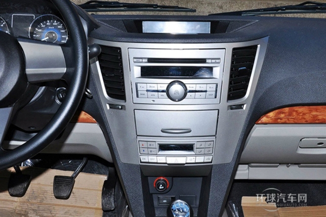 2013款 2.8T兩驅(qū)柴油精英版中雙