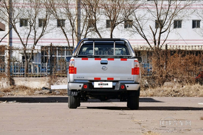 2013款 2.8T兩驅(qū)柴油精英版中雙