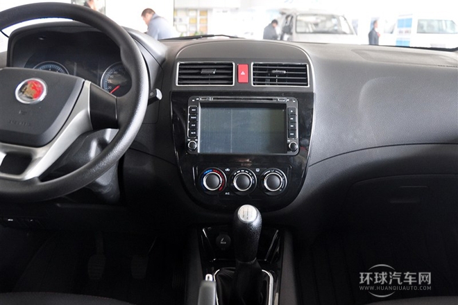 2013款 1.6L 尊貴型