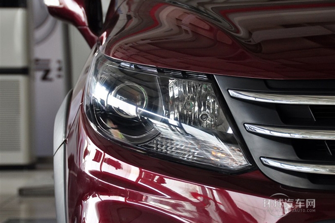 2013款 1.6L 尊貴型