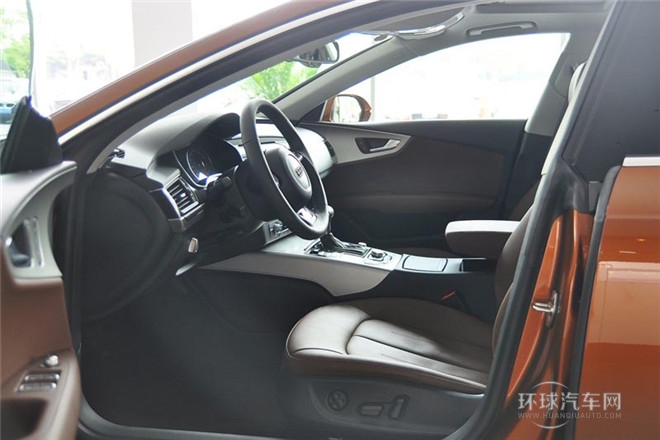 2014款 30 FSI 時尚型