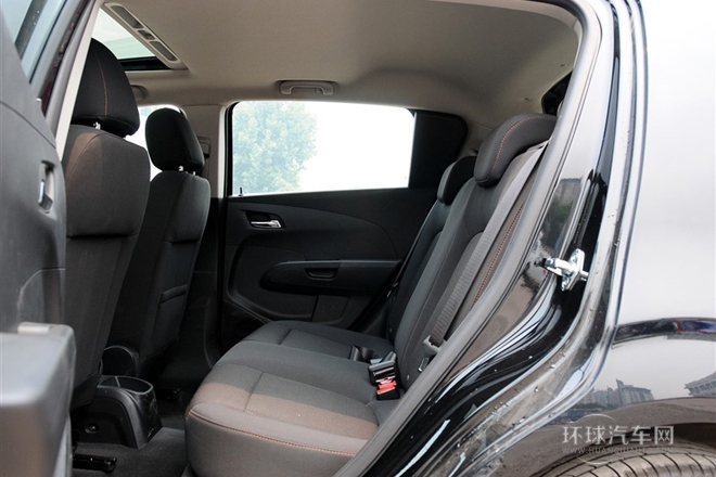 2011款 兩廂 1.6L MT SX