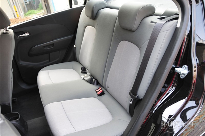 2011款 三廂 1.4L AT SE