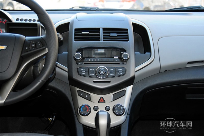 2011款 三廂 1.4L AT SE