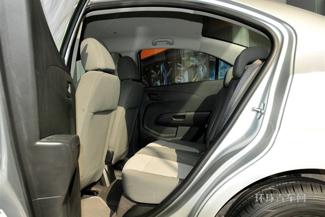 2011款 三廂 1.4L AT SL