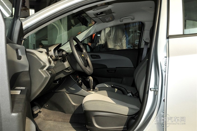 2011款 三廂 1.4L AT SL