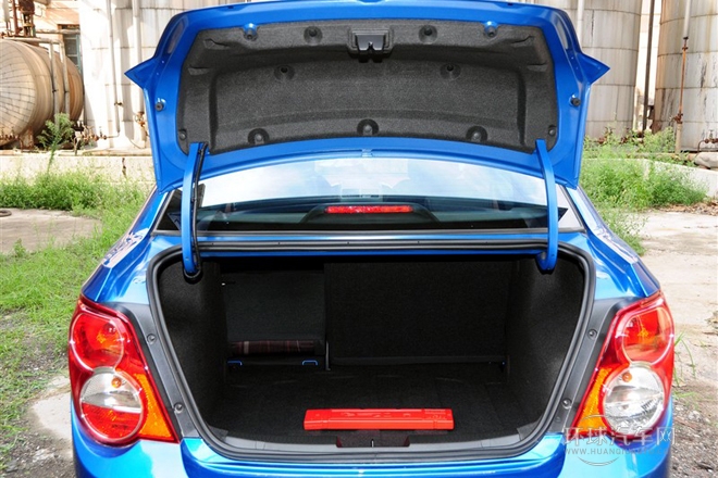 2011款 三廂 1.6L MT SX