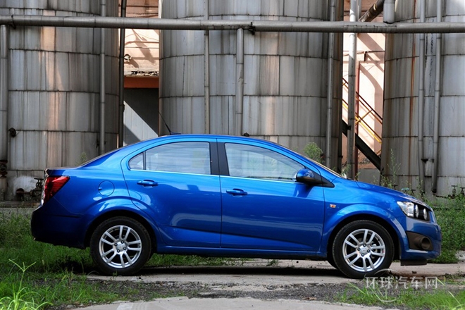 2011款 三廂 1.6L MT SX