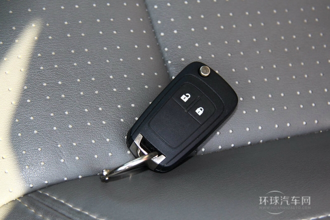 2013款 兩廂 1.6L AT SX 風尚影音版