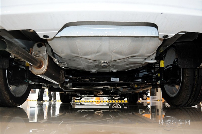 2013款 三廂 1.6L AT SX 風尚影音版