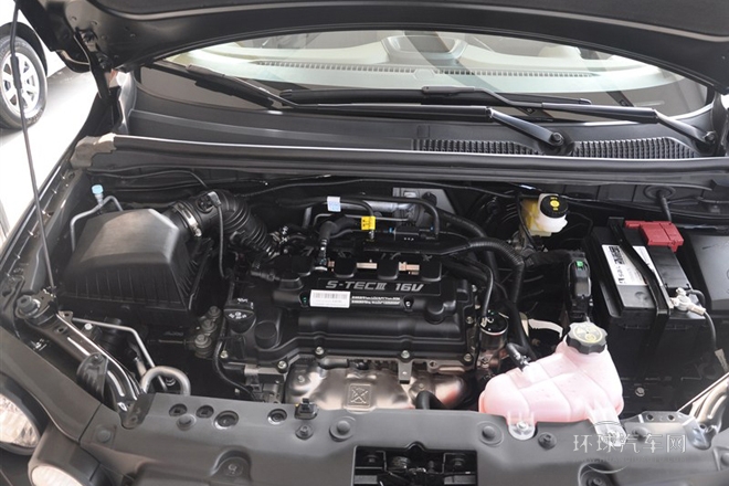 2013款 三廂 1.6L MT SX 風尚影音版