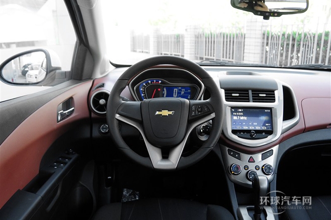 2014款 兩廂 1.6SX AT 風尚版