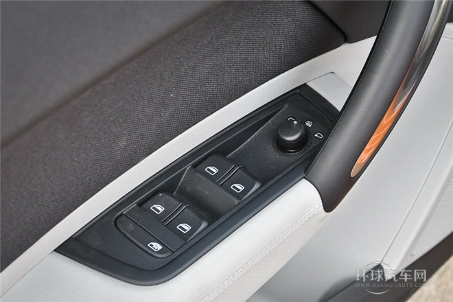 2014款 30 TFSI 豪華型