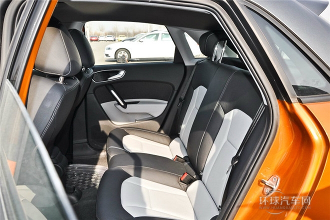 2014款 30 TFSI 豪華型