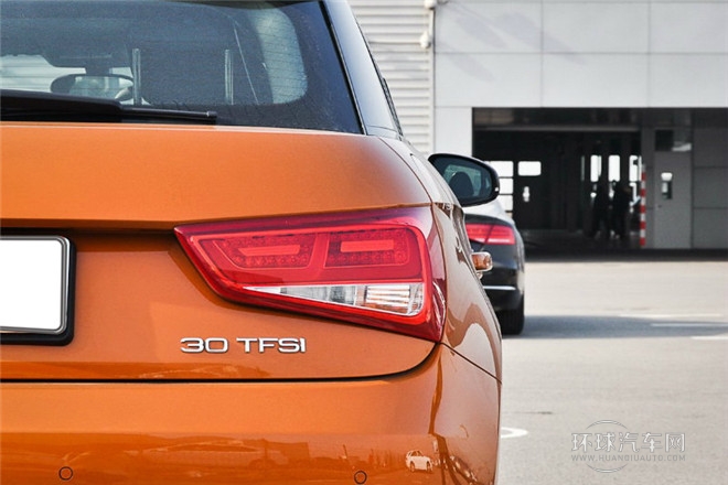 2014款 30 TFSI 豪華型
