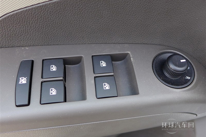 2014款 三廂 1.4SL AT 時尚版