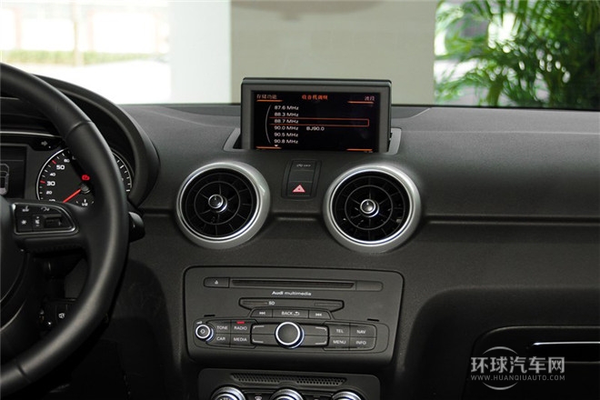 2014款 30 TFSI 舒適型