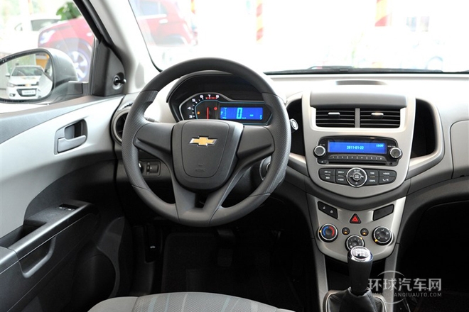 2014款 三廂 1.4SL MT 舒適版