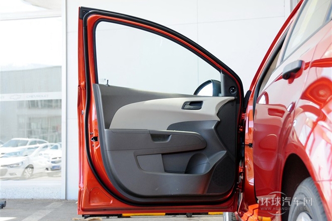 2014款 三廂 1.4SL MT 舒享版