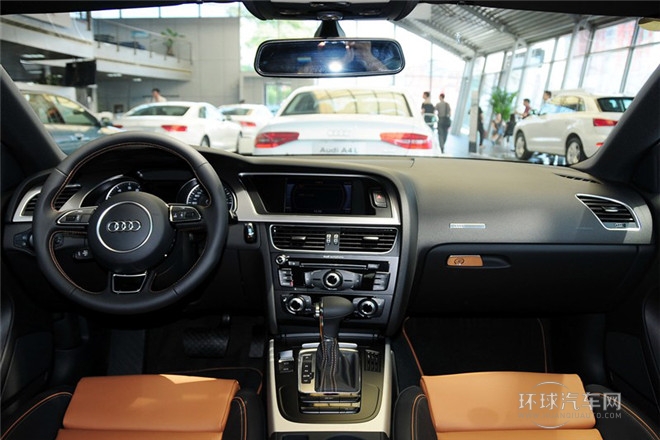 2013款 Sportback 40 TFSI風尚版