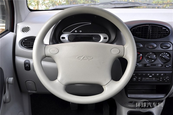 2012款 夢想版 0.8L 手動夢想型