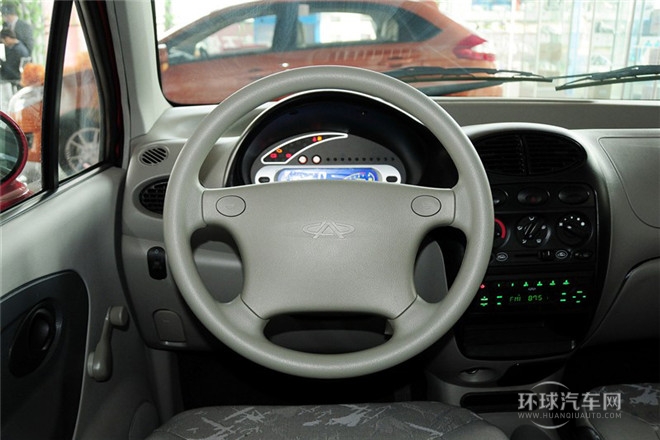 2012款 時(shí)尚版 1.0L 手動(dòng)冠軍型
