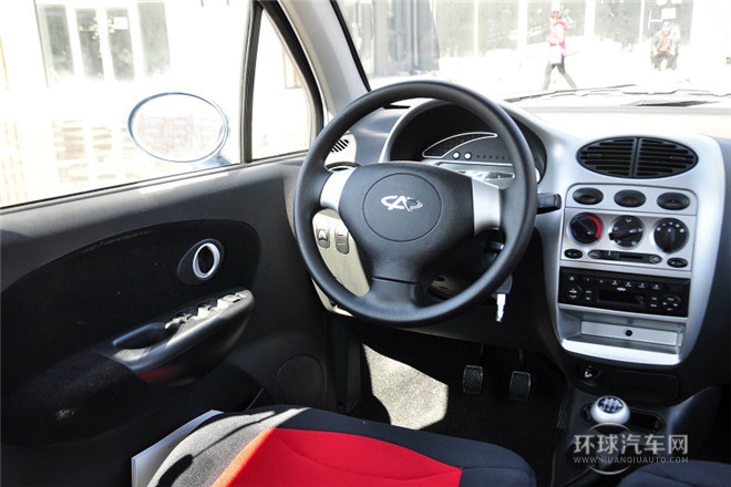 2012款 運動版 1.0L 手動愛尚型