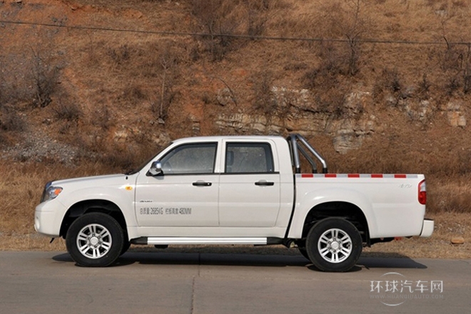 2013款 2.5T柴油四驅豪華型共軌