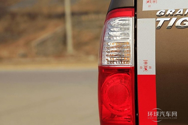 2014款 2.5T柴油四驅(qū)豪華型