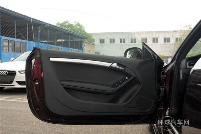 2014款 Cabriolet 45 TFSI風尚版