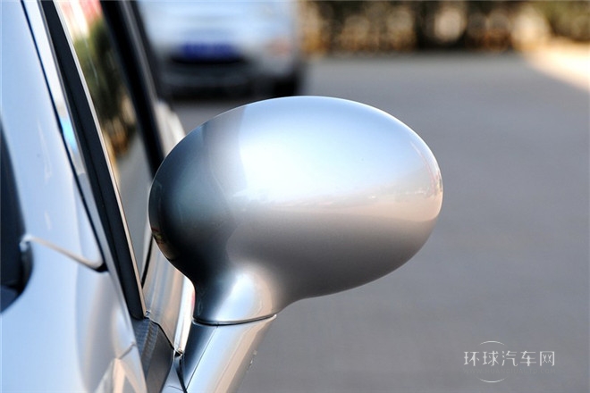 2012款 運動版 1.0L 手動啟航型