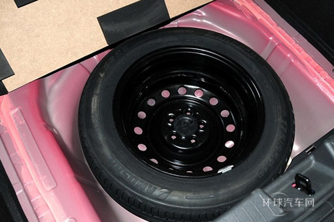 2014款 1.5L 手動(dòng)精英型