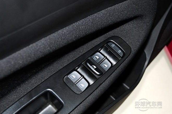 2014款 1.5L 手動精英型