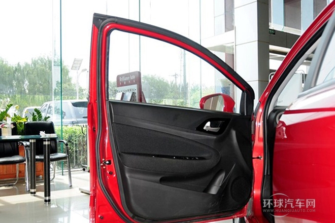 2014款 1.5L 手動精英型