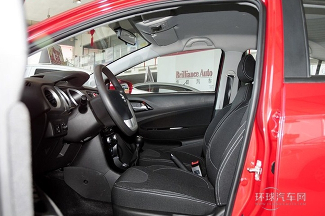 2014款 1.5L 手動(dòng)精英型