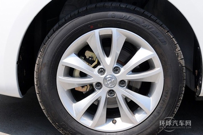 2012款 1.5L 手動(dòng)精英型