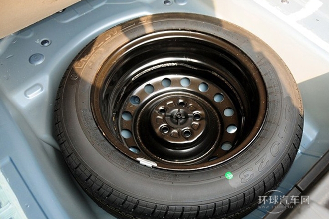 2012款 1.5L 手動舒適型