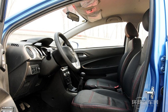 2012款 1.5L 手動舒適型