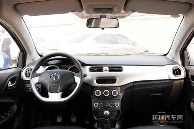 2012款 1.5L 手動舒適型