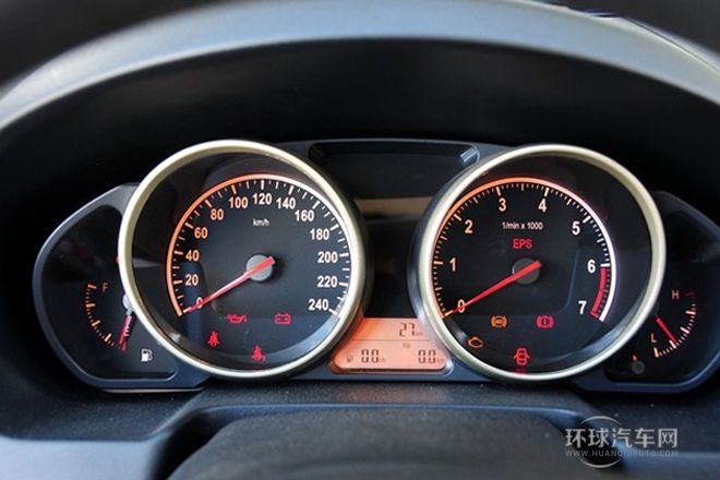 2012款 1.5L 手動(dòng)舒適型