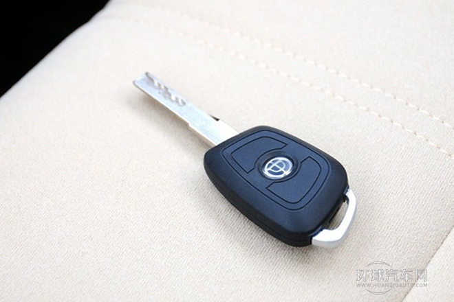 2012款 1.5L 自動豪華型