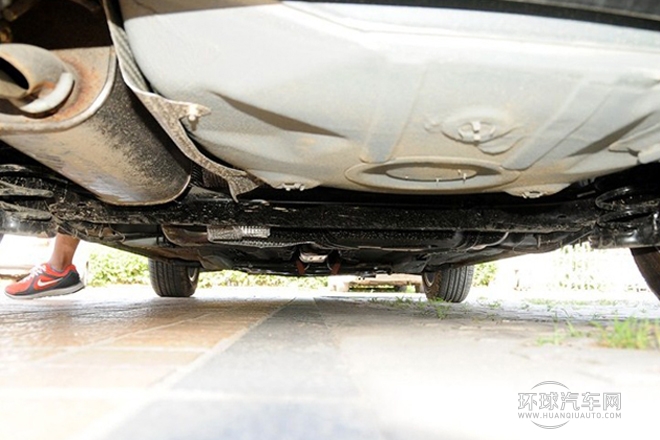 2012款 1.5L 自動豪華型