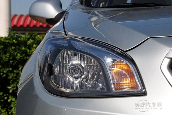 2012款 1.5L 自動豪華型