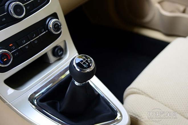 2013款 1.5L 手動豪華型