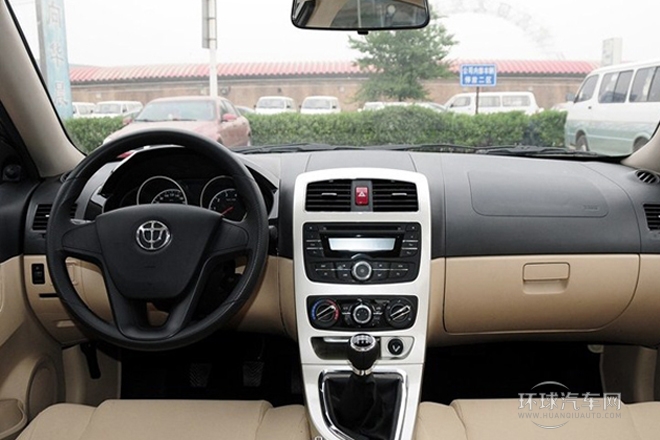 2013款 1.5L 手動舒適型