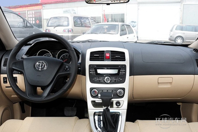 2013款 1.5L 自動豪華型