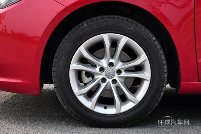 2011款 1.6L 自動豪華型