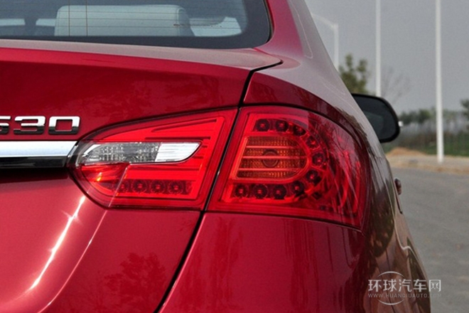 2011款 1.6L 自動豪華型